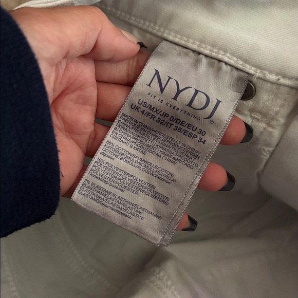 NYDJ White Marilyn Straight Pants Womens size 0 - Picture 8 of 8